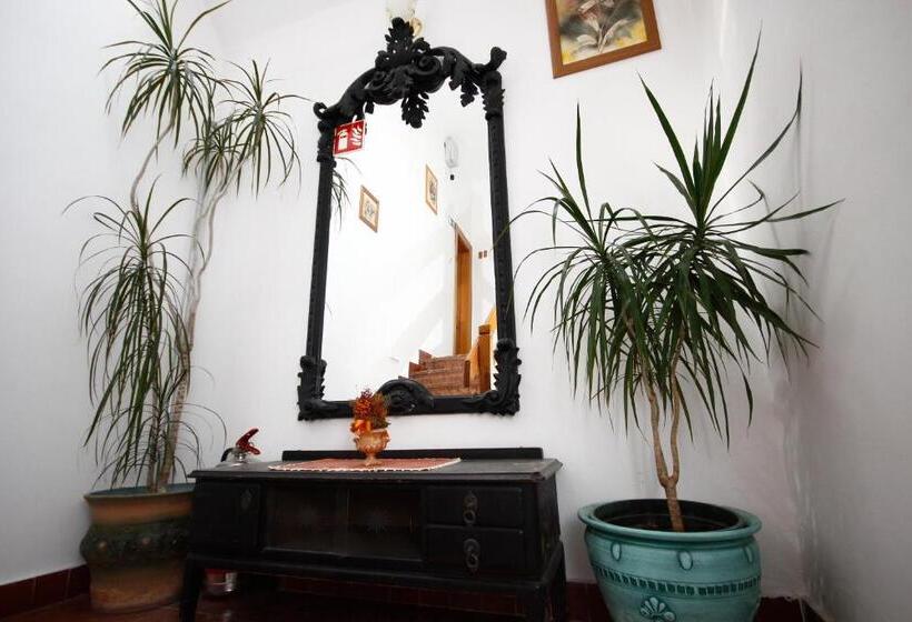 فندق Parti Panzió