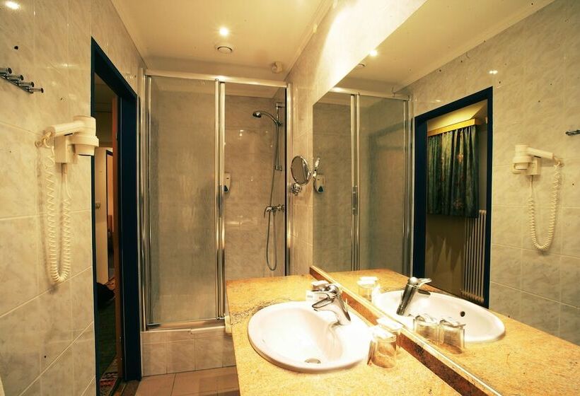 Continental Hotel Pension