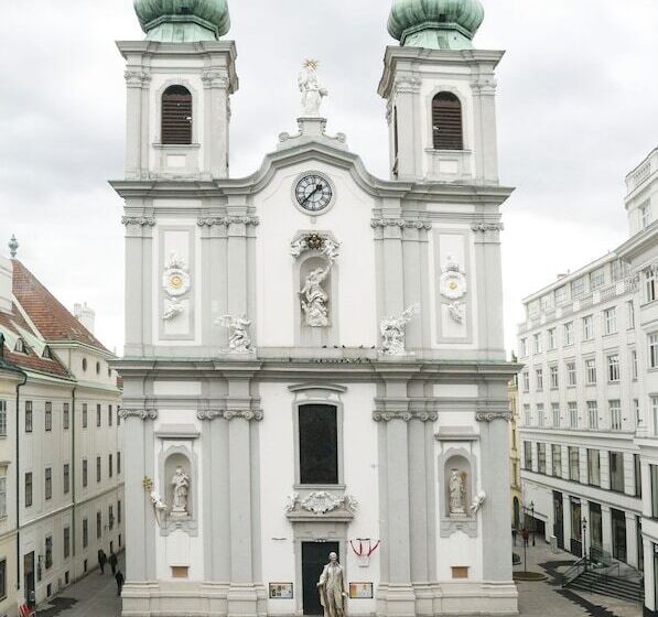 Continental Hotel Pension