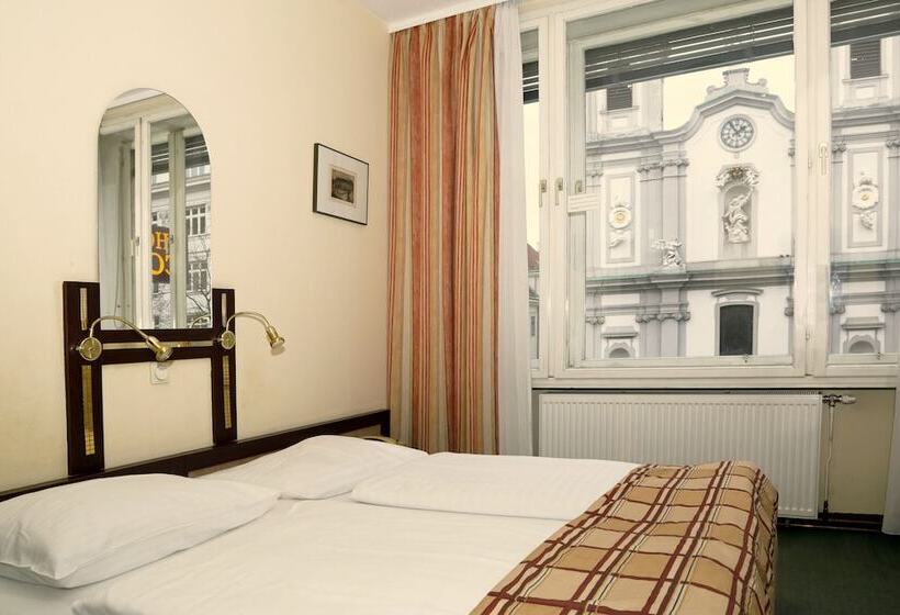 Continental Hotel Pension