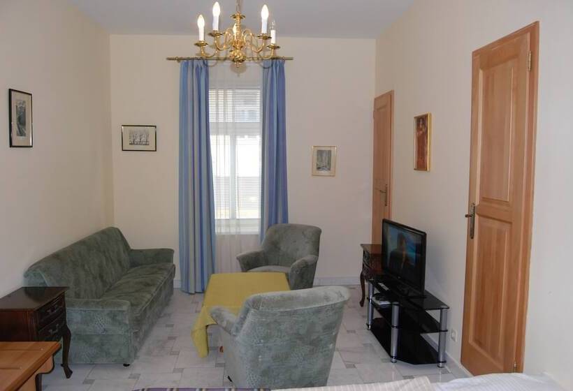 Continental Hotel Pension