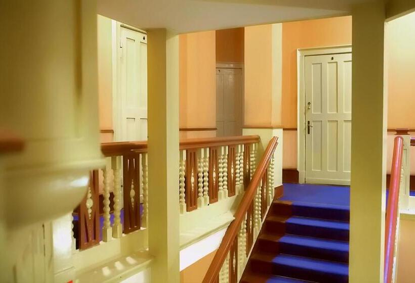 هتل Pensjonat Eden