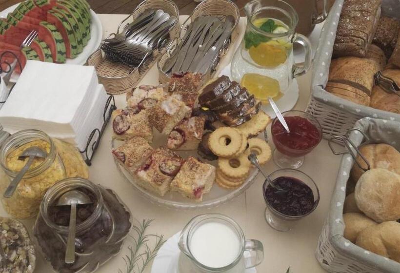 هتل Pensjonat Eden