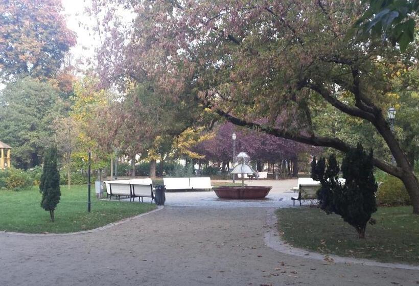 هتل Pensjonat Eden