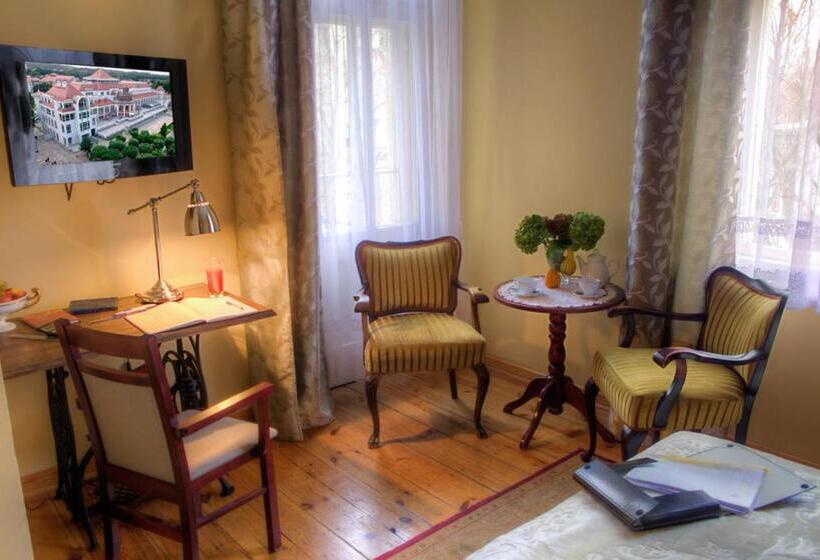 هتل Pensjonat Eden