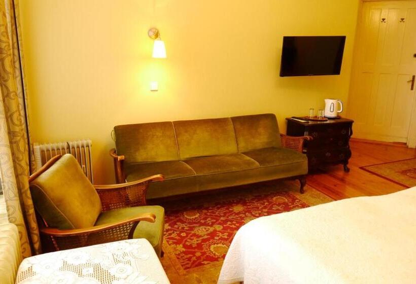 هتل Pensjonat Eden