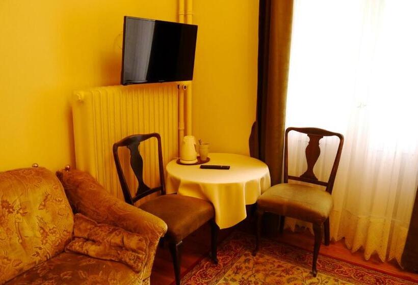 هتل Pensjonat Eden