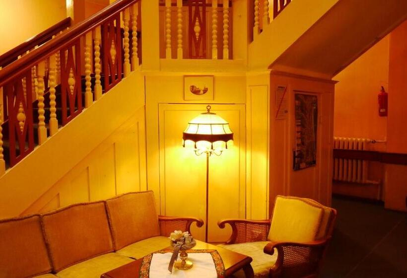 هتل Pensjonat Eden