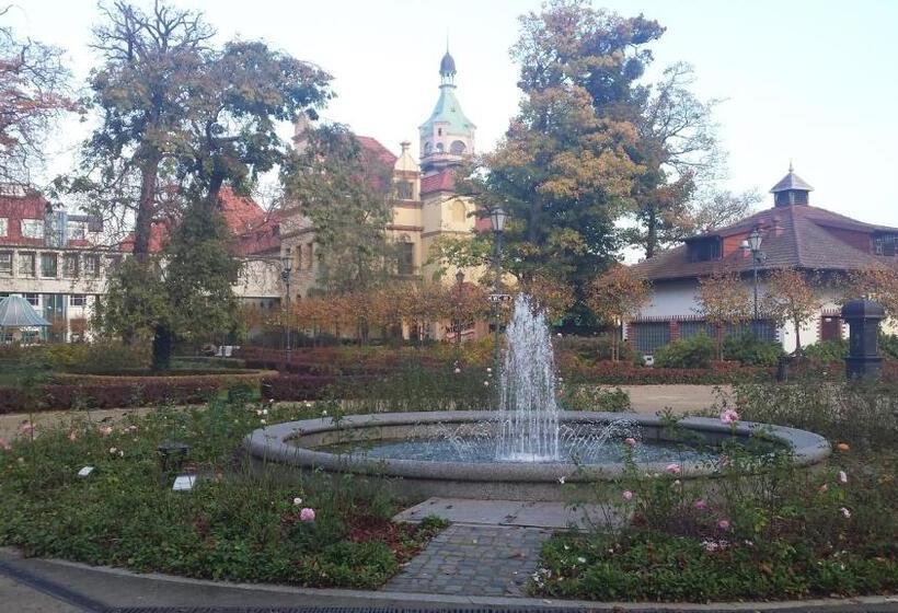 هتل Pensjonat Eden