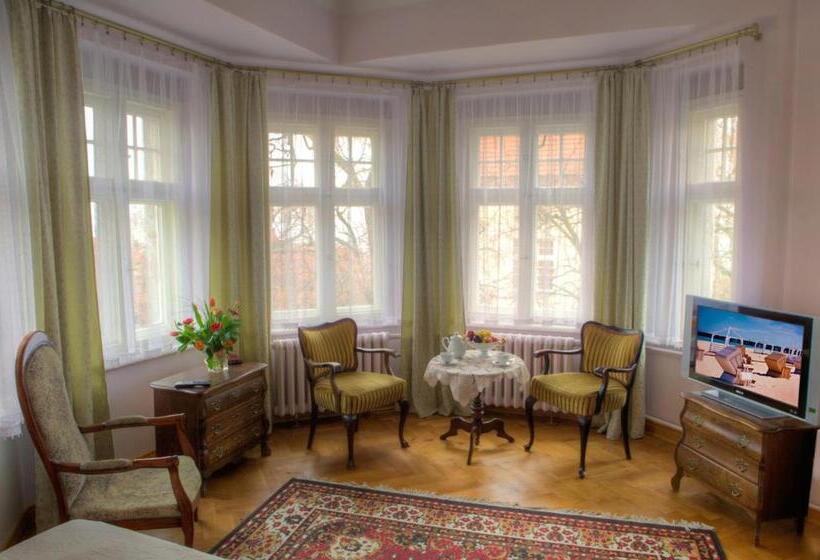 هتل Pensjonat Eden