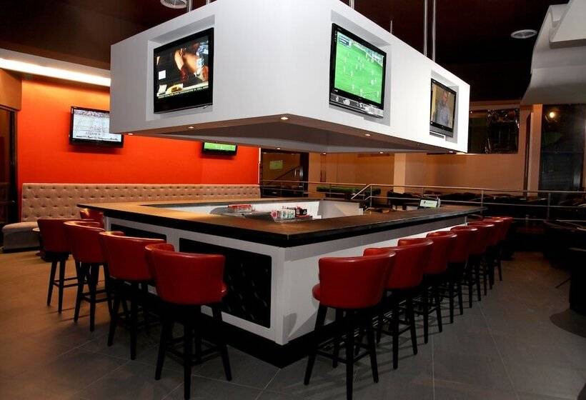 Отель Plaza Paitilla Inn