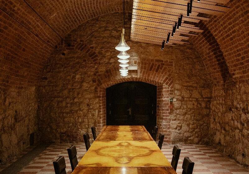 ホテル Pod Różą