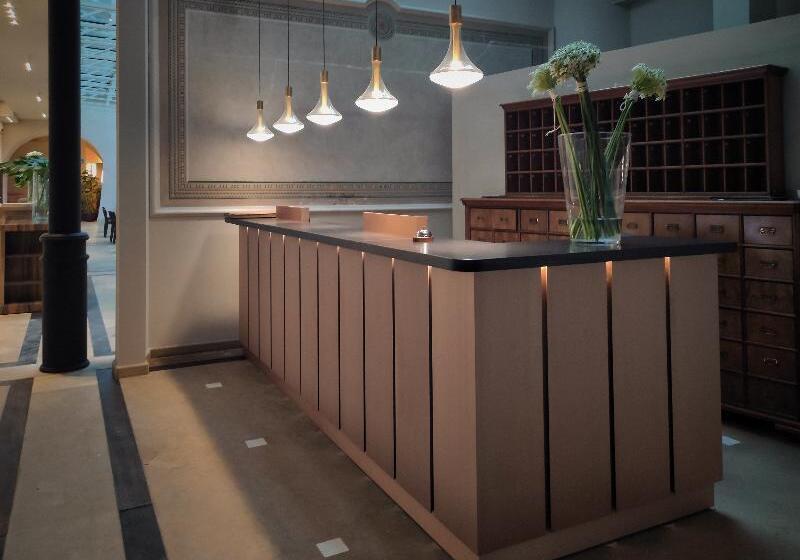 ホテル Pod Różą