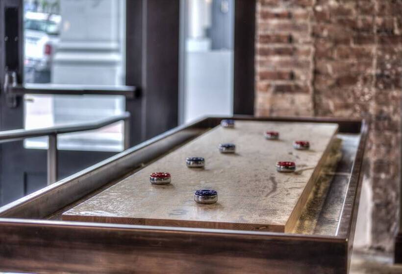 Q&c Hotel And Bar New Orleans, Autograph Collection