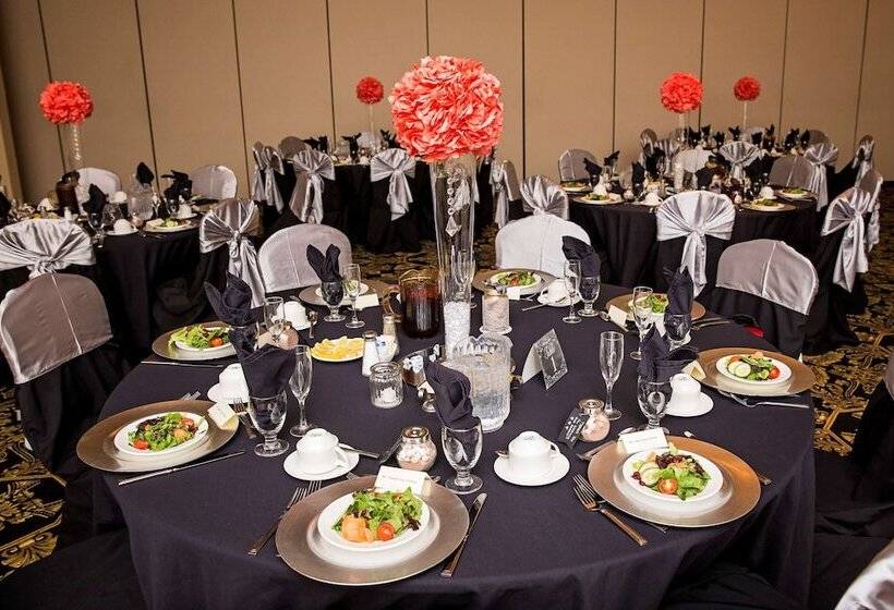 Radisson Hotel El Paso Airport