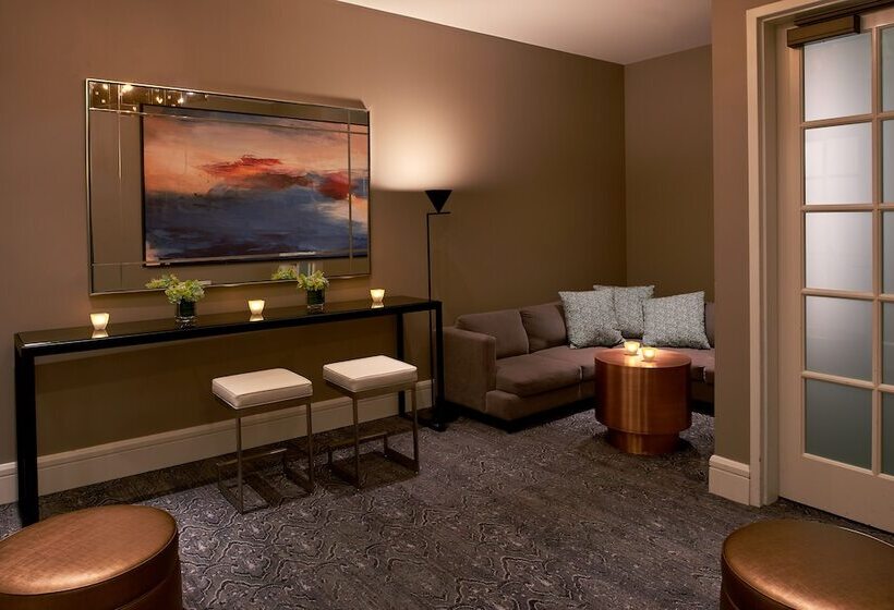 Revere Hotel Boston Common