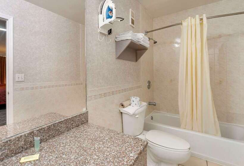 فندق Rodeway Inn Clearwaterlargo