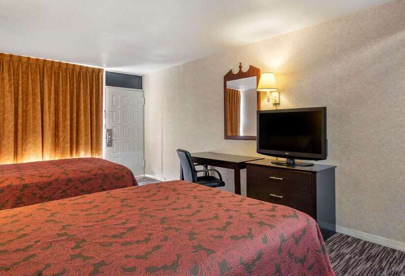 فندق Rodeway Inn Clearwaterlargo