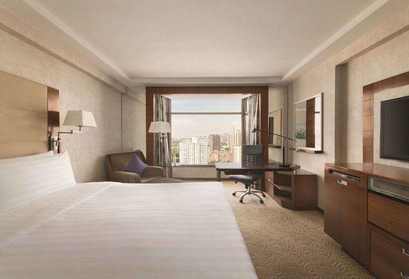 هتل Shangri La Shenzhen   Nearby Luohu Border, Outdoor Swimming Pool