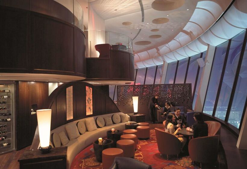 هتل Shangri La Shenzhen   Nearby Luohu Border, Outdoor Swimming Pool