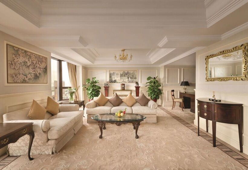 هتل Shangri La Shenzhen   Nearby Luohu Border, Outdoor Swimming Pool