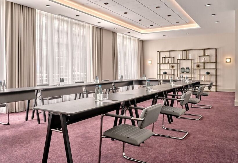 فندق Sheraton Grand Warsaw