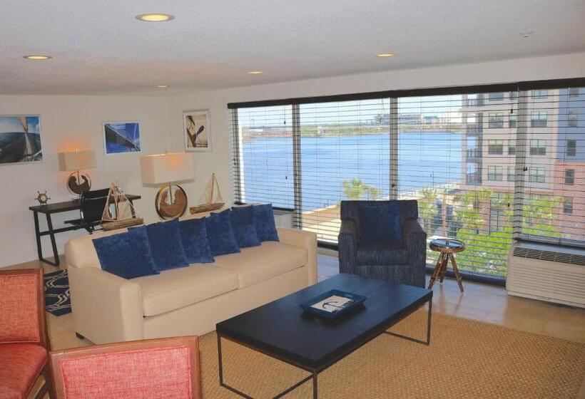 Southbank Hotel By Marriott Jacksonville Riverwalk