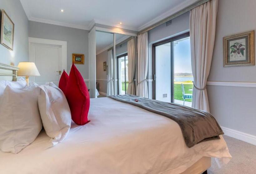 בית מלון כפרי St James Of Knysna