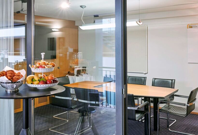 ホテル Swissôtel Kursaal Bern