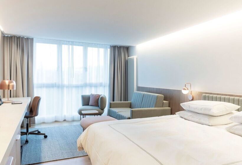 ホテル Swissôtel Kursaal Bern