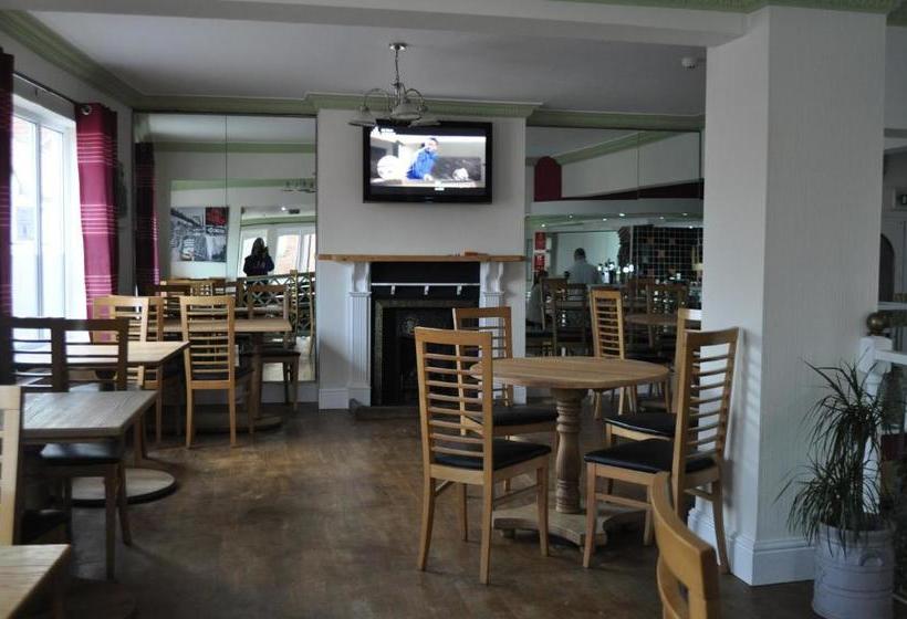 فندق The Fair Green