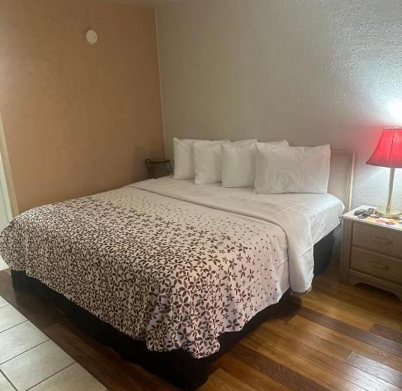 فندق The Floridian Inn