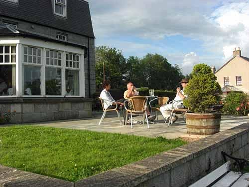 Отель The Forbes Arms