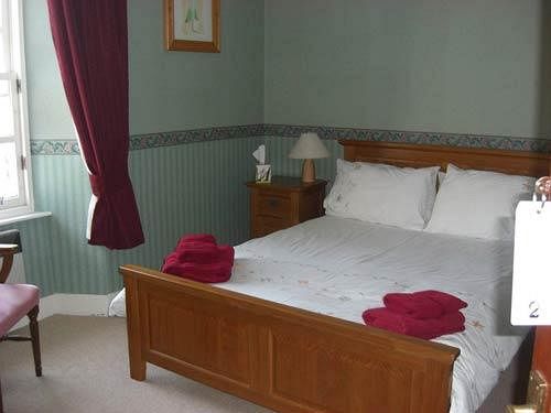 Отель The Forbes Arms