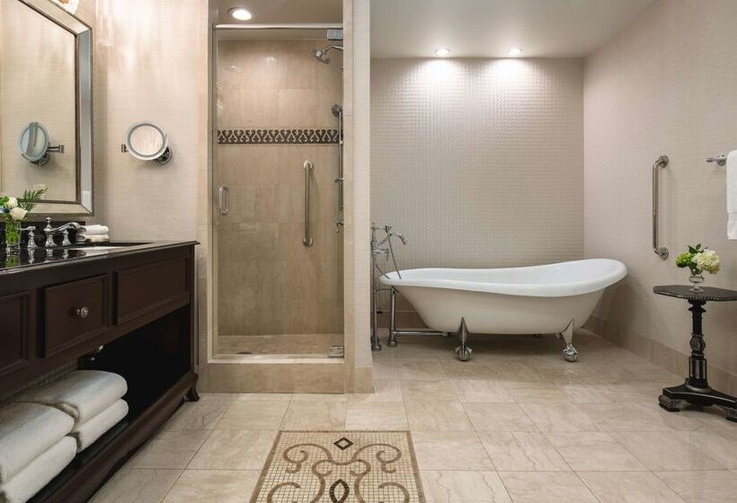 فندق The Roosevelt New Orleans  A Waldorf Astoria