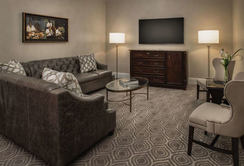 فندق The Roosevelt New Orleans  A Waldorf Astoria