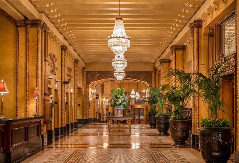 فندق The Roosevelt New Orleans  A Waldorf Astoria