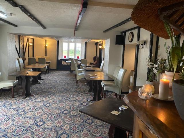 ホテル Thelbridge Cross Inn