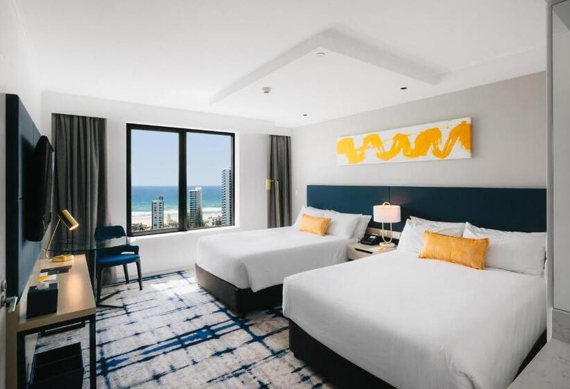 Отель Voco Gold Coast, An Ihg