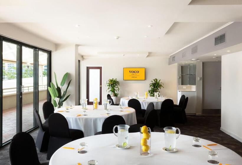 Отель Voco Gold Coast, An Ihg