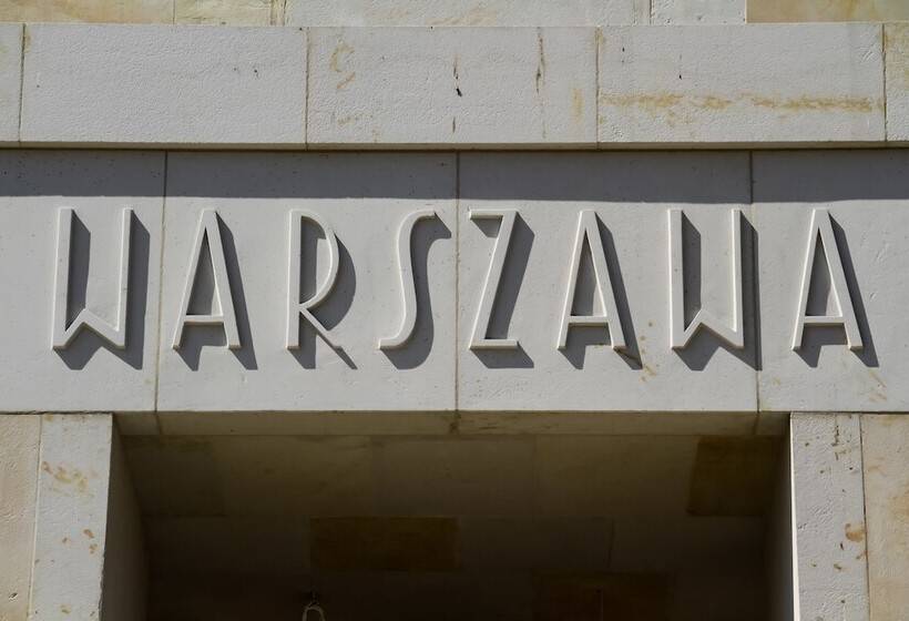 هتل Warszawa