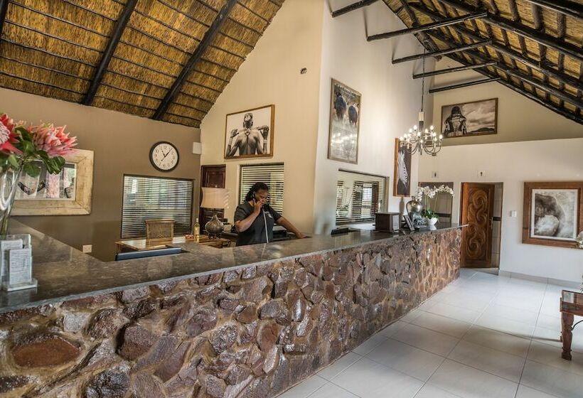 בית מלון כפרי Zulu Nyala Game Lodge