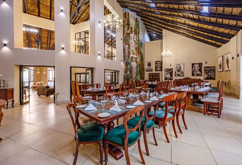 בית מלון כפרי Zulu Nyala Game Lodge