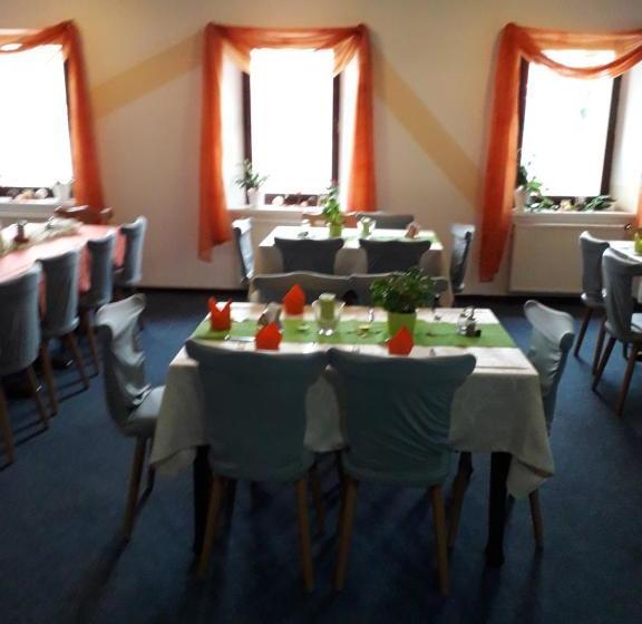 Отель Zum Mückenberger Hof