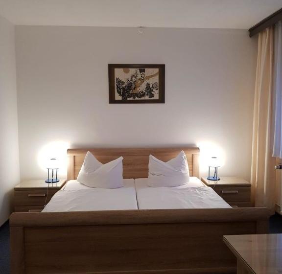 Отель Zum Mückenberger Hof