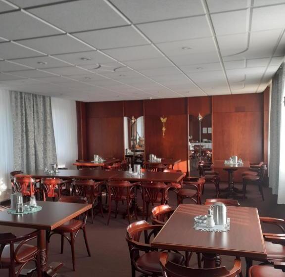 Отель Zum Mückenberger Hof