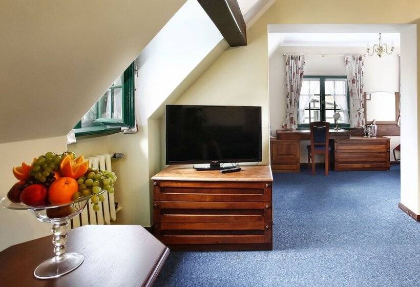 Kadyny Folwark Hotel & Spa