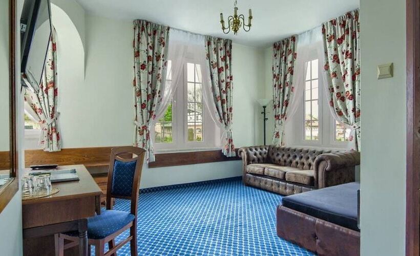 Kadyny Folwark Hotel & Spa