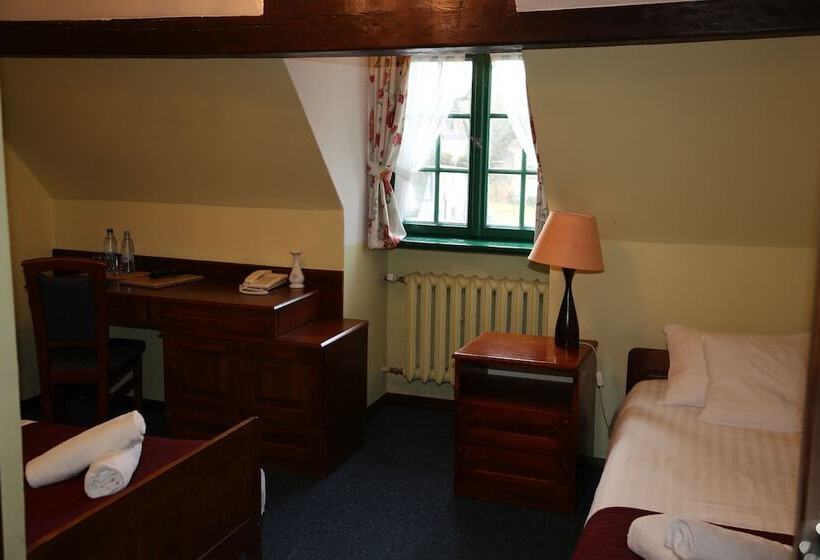 Kadyny Folwark Hotel & Spa