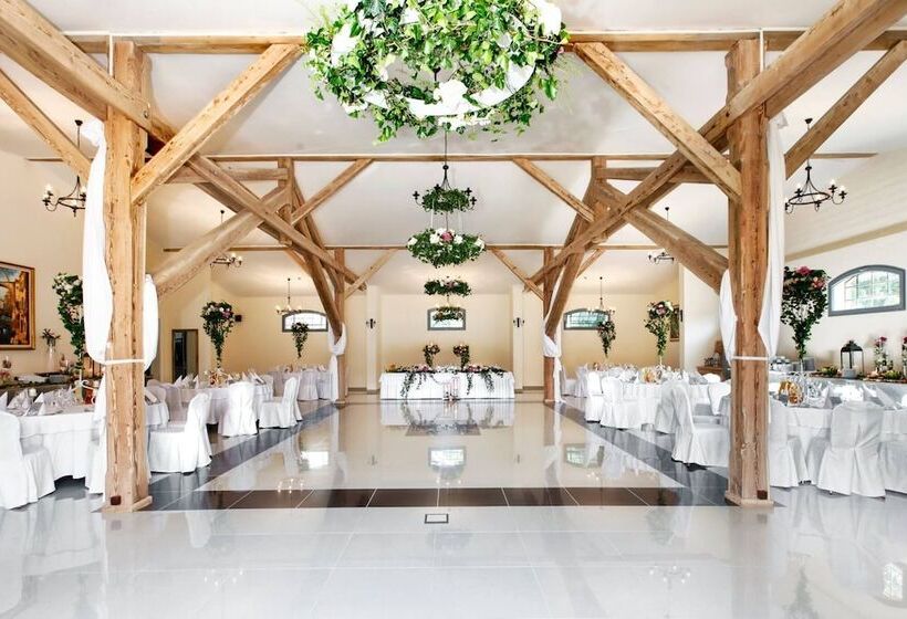 Kadyny Folwark Hotel & Spa